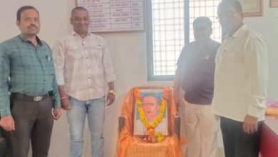 Photo of सहकारी पतसंस्थेत अण्णाभाऊ साठे जयंती उत्साहात