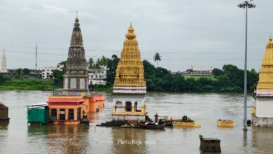 Photo of चंद्रभागेला पूर सदृश्य परिस्थिती २०० कुटुंबाचे स्थलांतर;सर्व मंदिरे पाण्याखाली