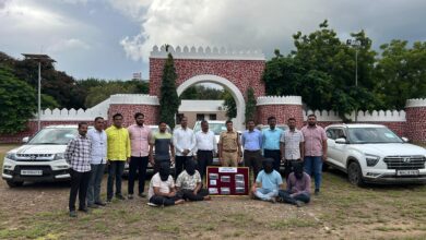 Photo of सोलापूर पोलीसांकडून आंतरराज्यीय प्रोफाईल कार चोरी करणा-या टोळीचा पर्दाफाश