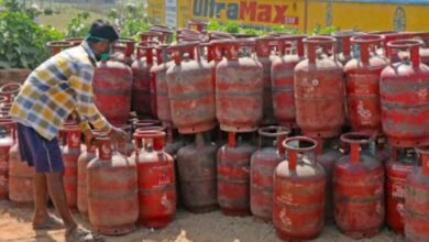 Photo of सोलापूर जिल्ह्यात पेट्रोल, डिझेल व घरगुती गॅस चा तुटवडा भासणार नाही – प्रभारी जिल्हाधिकारी कुलदीप जंगम