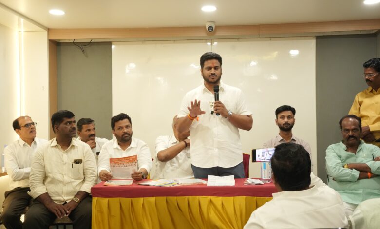Photo of सोलापुरात कौस्तुभ गावडेंच्या प्रचाराला वेग;सलग तीन दिवस जिल्हा दौरा अनेकांचा पाठिंबा